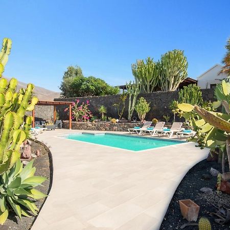 Villa Sarita Sol By Villa Plus Playa Blanca  Exterior photo